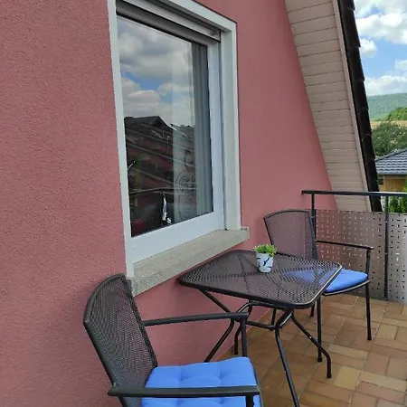 An Der Klinge Apartment *